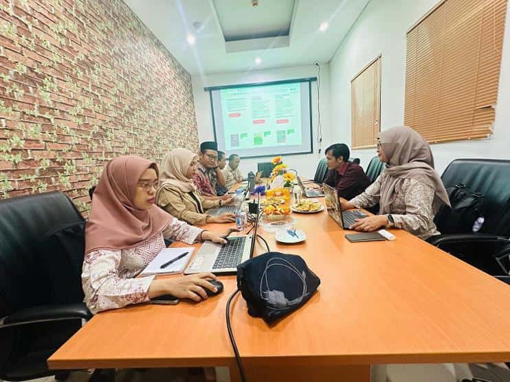 Kepala Pusat Publikasi LP2M UIN K.H. Abdurrahman Wahid Pekalongan Gelar Pendampingan DOAJ untuk Jurnal JIEF FEBI